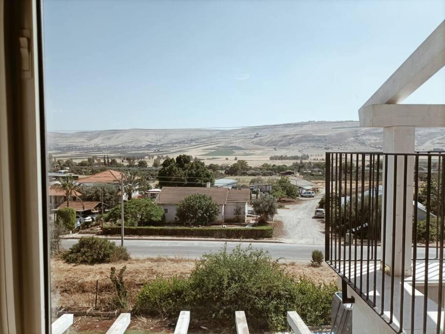 בגג העמק On The Roof Of The Valley HaZor'im Exterior photo