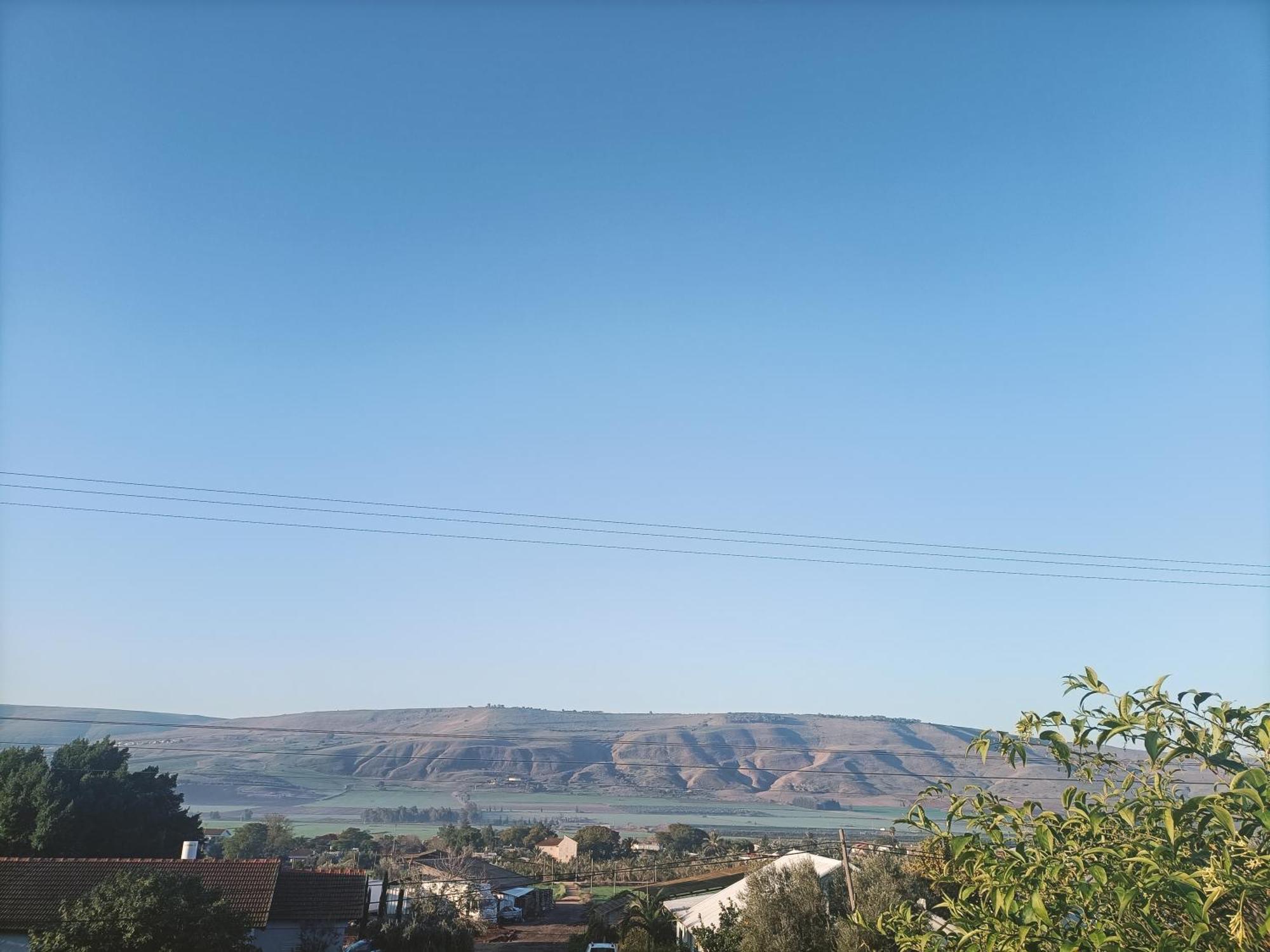 בגג העמק On The Roof Of The Valley HaZor'im Exterior photo